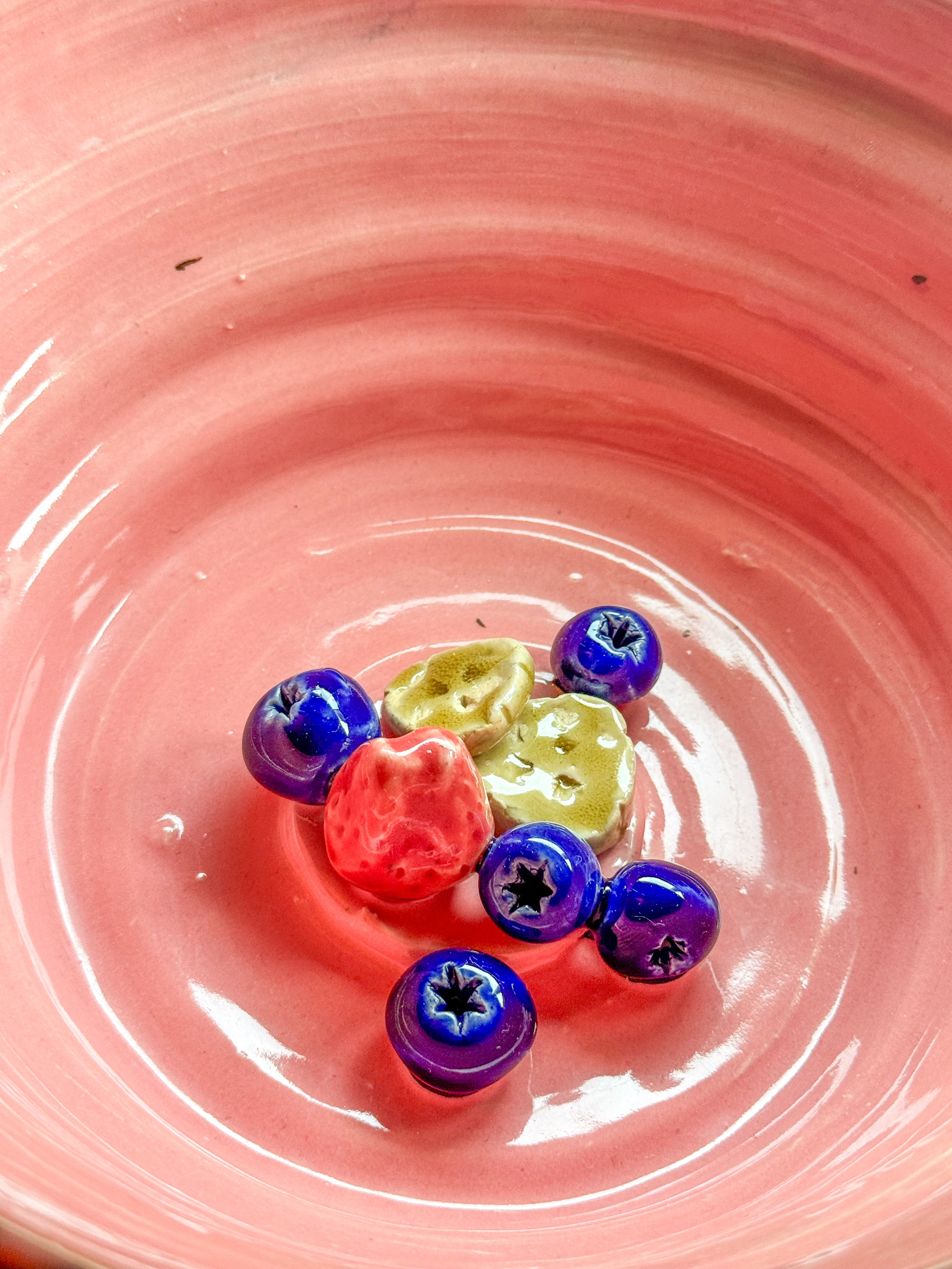 Tiny ceramic fruits